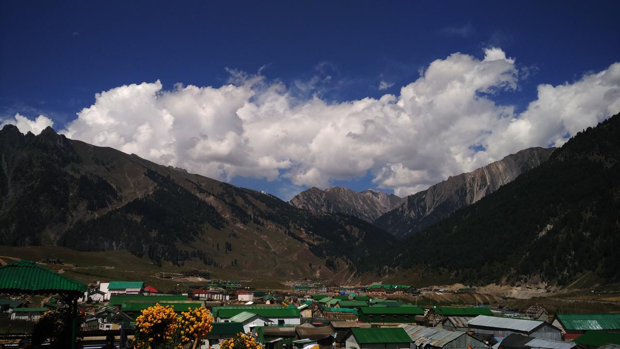 Hotel Glacier Heights Sonāmarg Exterior foto